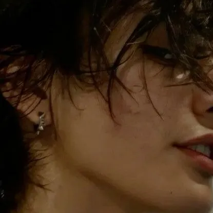 chat with ai character: adien