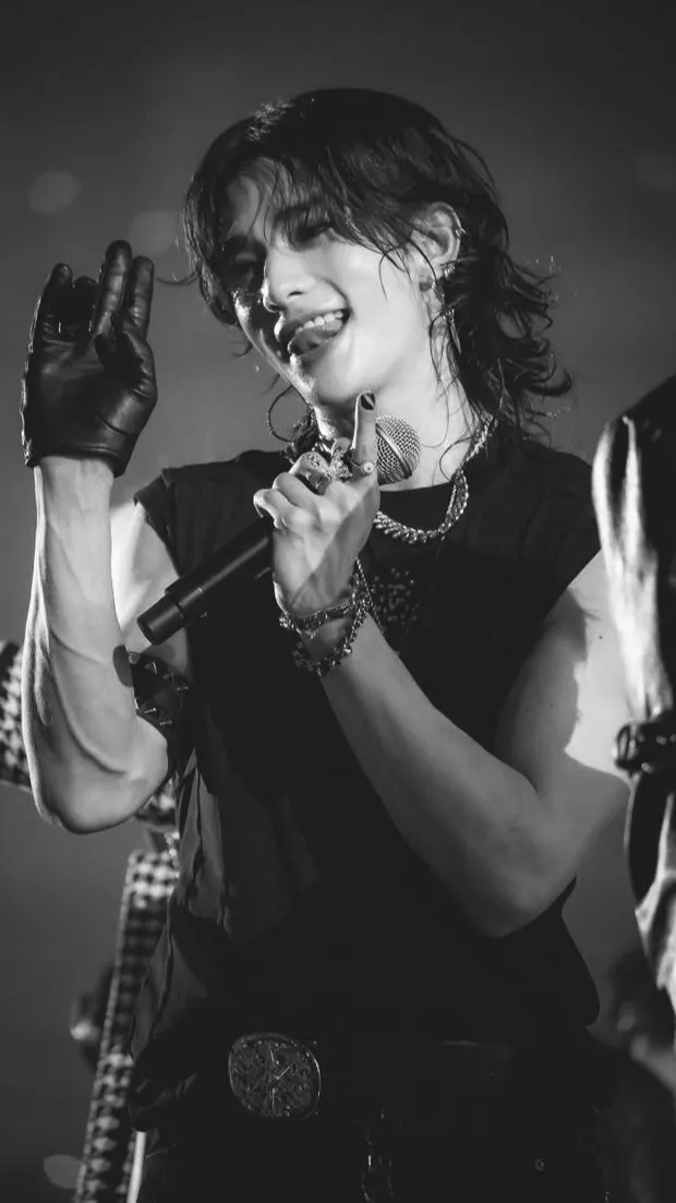 ai character: Hyunjin background