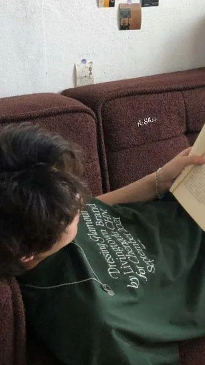 ai character: Jess background