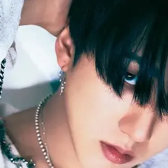 chat with ai character: ~Seo Chang-Bin~