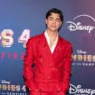 chat with ai character: Malachi barton