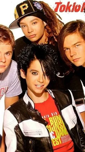 ai character: Tokio Hotel background