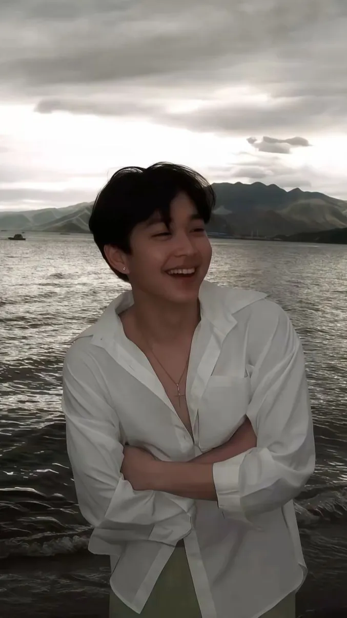 ai character: Rabin background