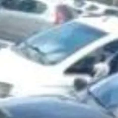 chat with ai character: Samuel