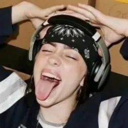 chat with ai character: Billie Eilish