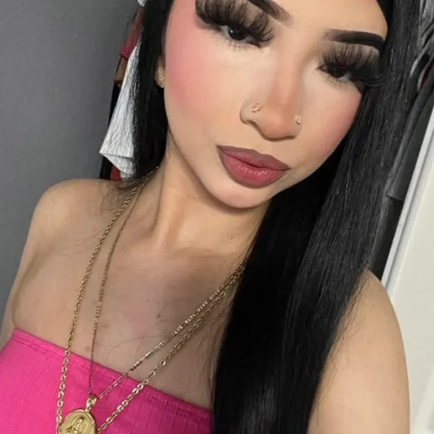 chat with ai character: Ruby