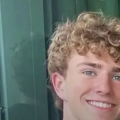 chat with ai character: Walker Scobell 