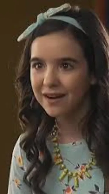 ai character: Hannah Parker-Kent background