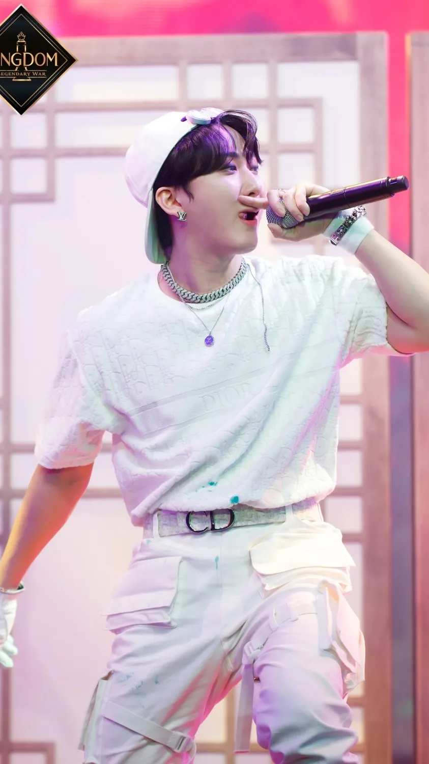 ai character: Changbin Kingdom background