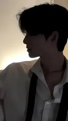 ai character: Eiser~ background