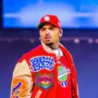 chat with ai character: Chris