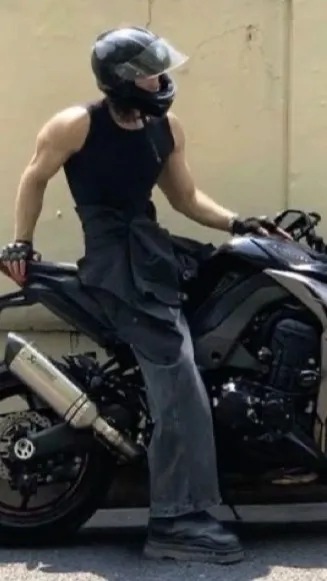 ai character: Matthew background