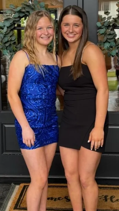 ai character: Jadyn and Taya background