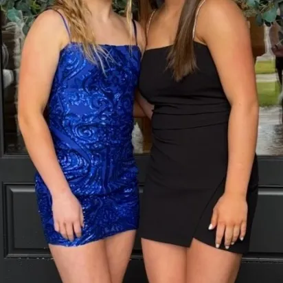 chat with ai character: Jadyn and Taya