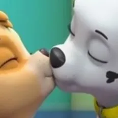 chat with ai character: skyeshall