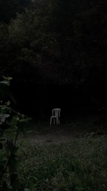 ai character: IT {WelcometoDerry background