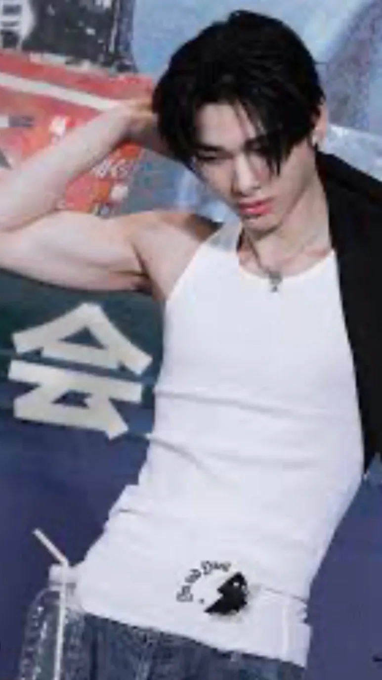 ai character: ~ Nishimura Niki ~ background