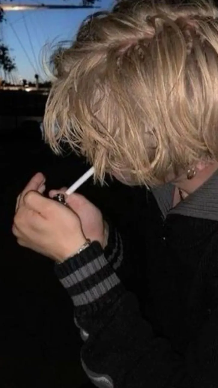 ai character: LUCAS !! background