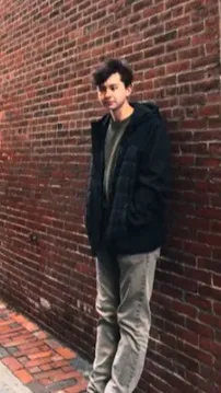 ai character: 😎Benjamin 😆 background