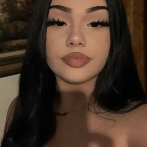 chat with ai character: Kiara 