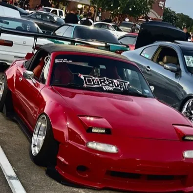 chat with ai character: miata stututuu