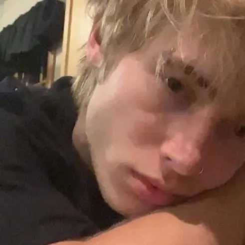 chat with ai character: Jasper