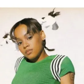 chat with ai character: left-eye lisa