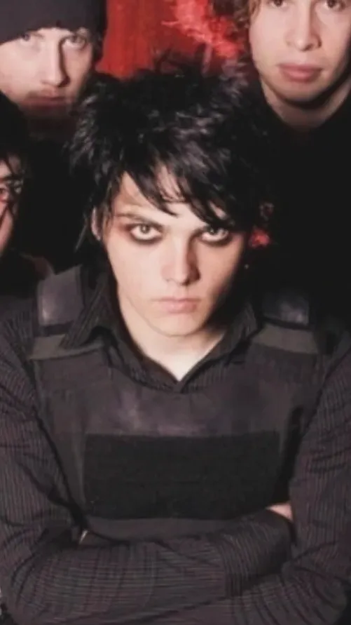 ai character: Gerard way--на рус background