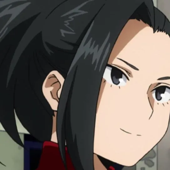 chat with ai character: momo