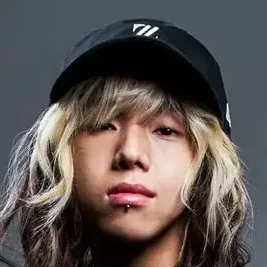 chat with ai character: sitetampo