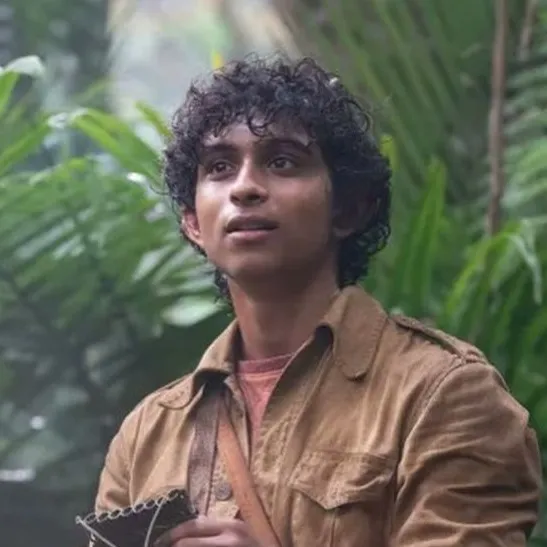 chat with ai character: Grover Underwood