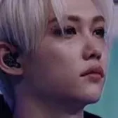 chat with ai character: Skz Triste