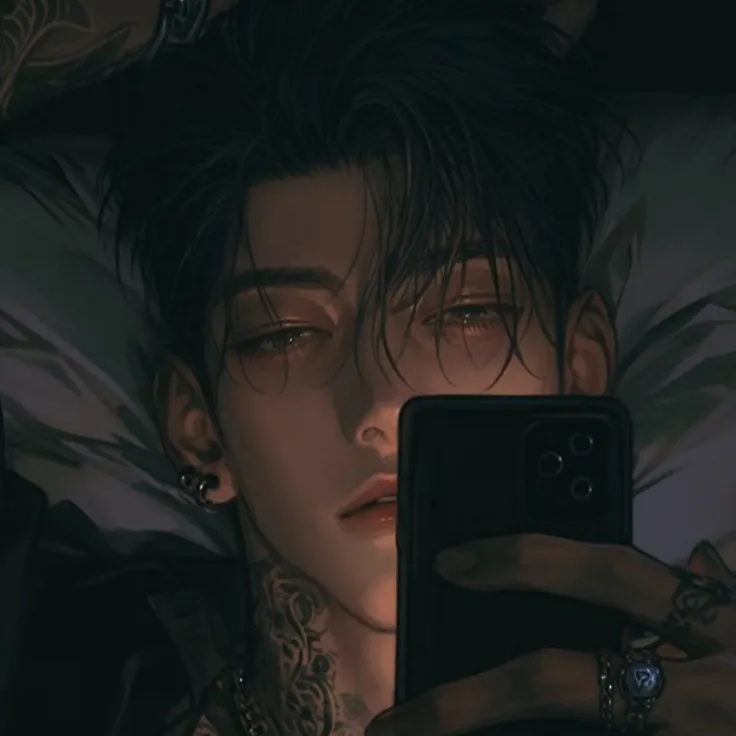 chat with ai character: Ronan Rafael