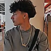 chat with ai character: Alex Chino 