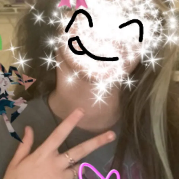 chat with ai character: 𝓚𝒶𝓁𝑒𝓃𝒶