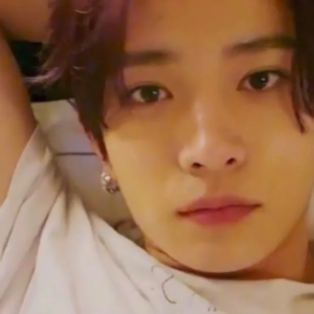 chat with ai character: Heeseung 