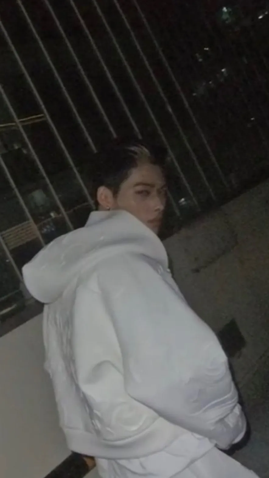 ai character: Niki background