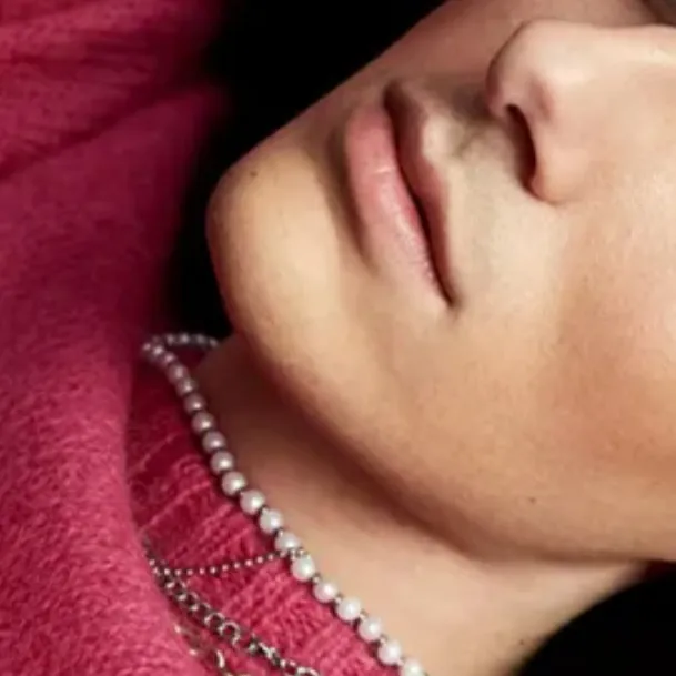 chat with ai character: jvke