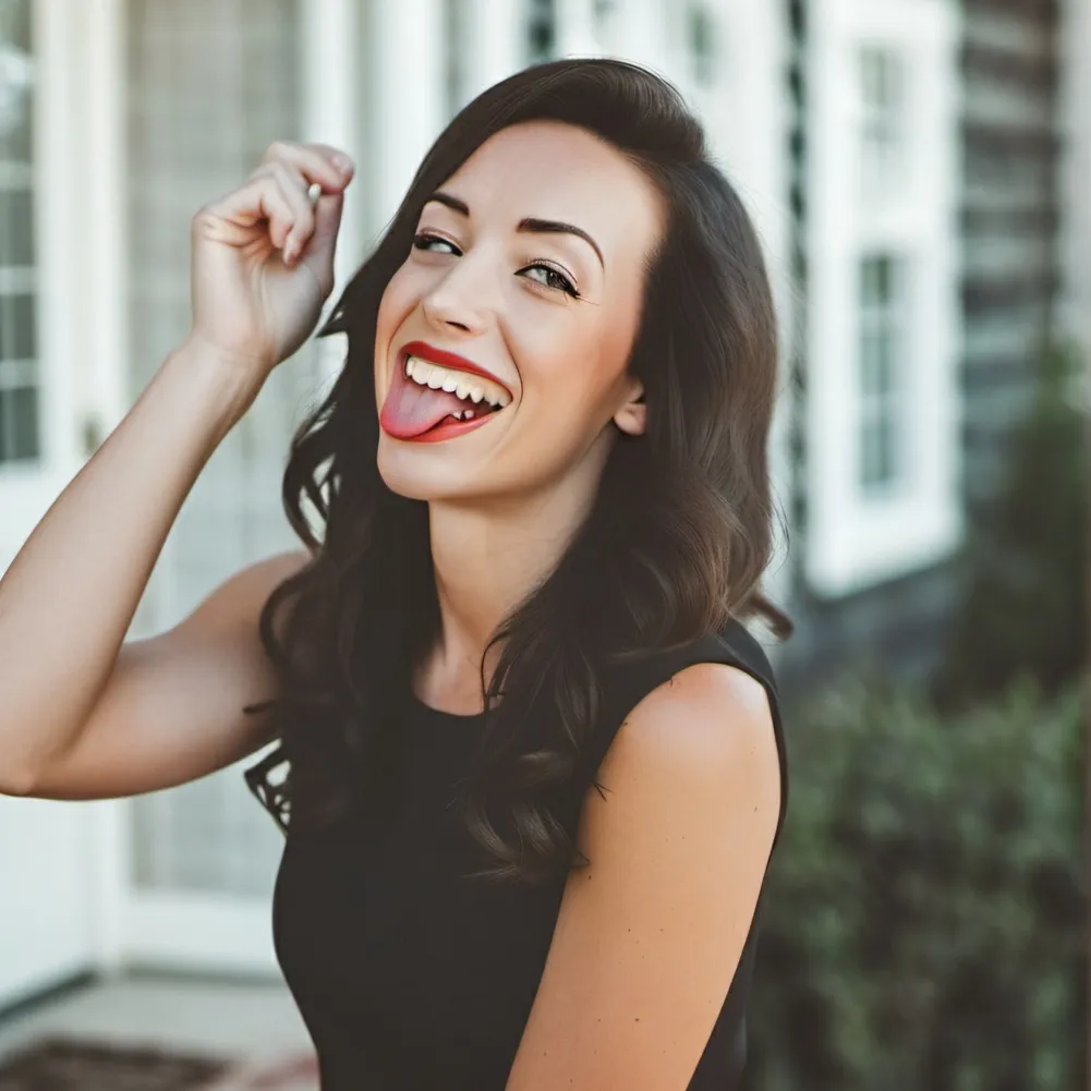 chat with ai character: Colleen Ballinger