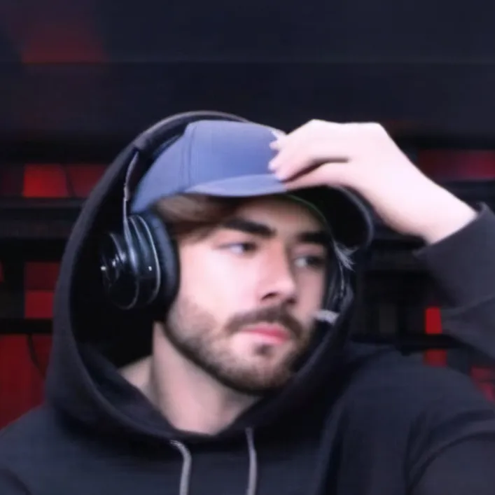 chat with ai character: Sapnap