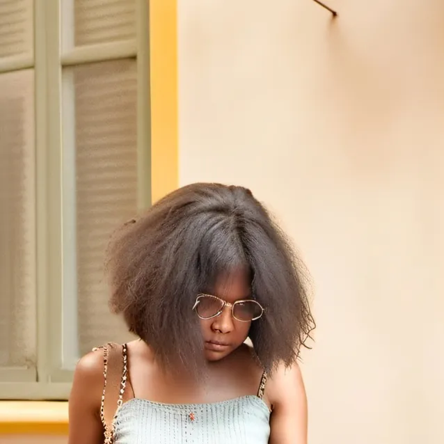 chat with ai character: Nadia