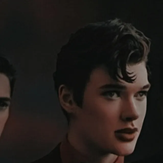 chat with ai character: mattheo Riddle 