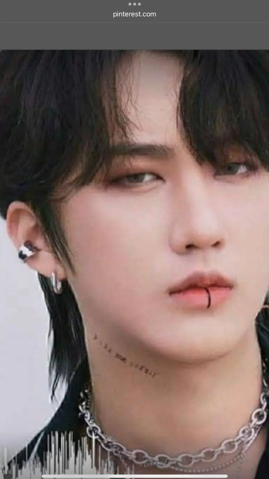 ai character: Changbin  background