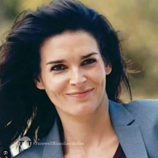 creator jaine rizzoli's avatar