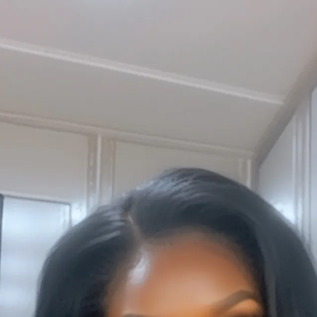 chat with ai character: Ashley