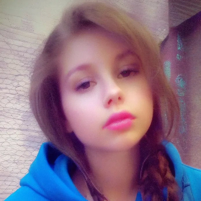 chat with ai character: Eva