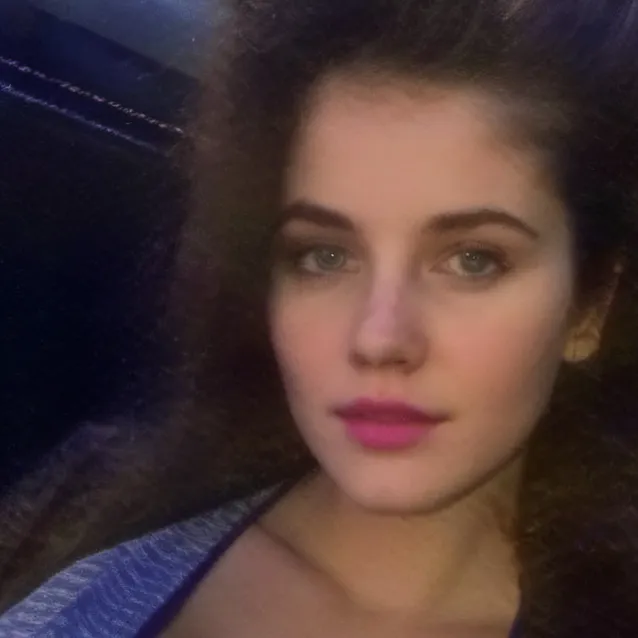 chat with ai character: Hera