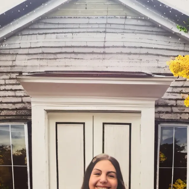 chat with ai character: ariel