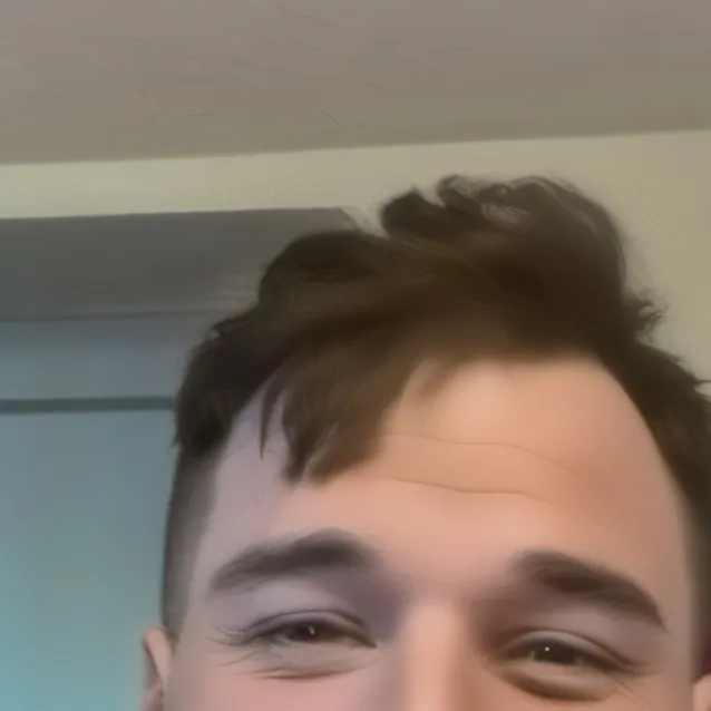 chat with ai character: Hunter Miller