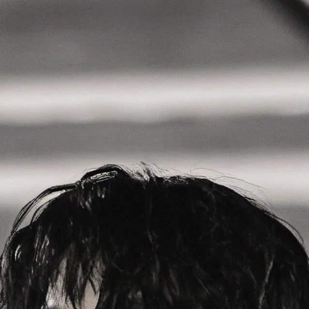 chat with ai character: kim taehyung